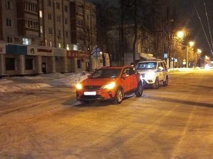 Пьяный житель Йошкар-Олы попал под колёса иномарки, переходя дорогу в неположенном месте