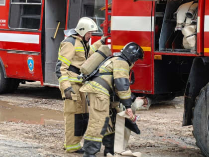 В Советском районе в полночь загорелся жилой дом