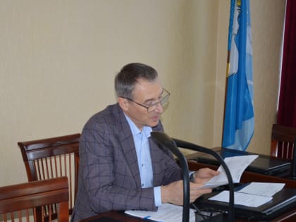 В Собрании депутатов началась подготовка к тридцать девятой очередной сессии, в рамках которой состоялось заседание головной комиссии по законности