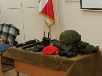 В Йошкар-Оле гимназисты познакомились с образцами вооружения военной полиции