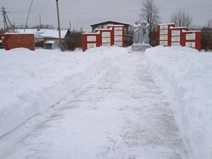 Акция «Дорога к обелиску» проходит в Килемарском районе