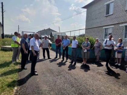 В Мари-Турекском районе продолжается благоустройство дворовых территорий