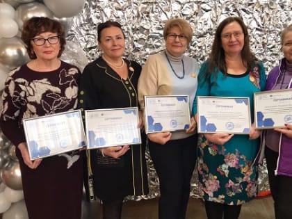 В Марий Эл выпустили пилотную группу «серебряных» волонтеров финансового просвещения