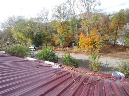 В Йошкар-Оле погиб рабочий, упав с четвёртого этажа жилого дома