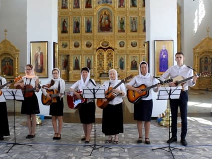 В День Крещения Руси прошел Межрегиональный фестиваль духовной песни и поэзии «Мыйын Юмемлан мурем»