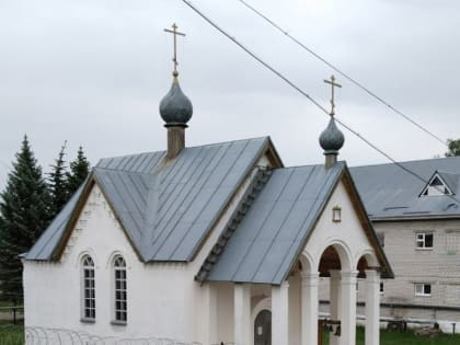 Беседа священника с осужденными ИК-7