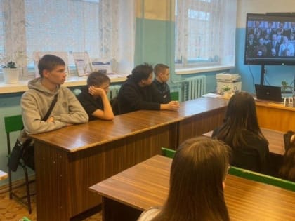В Йошкар–Оле студентам на примере многодетной матери показали к чему нужно стремиться в жизни