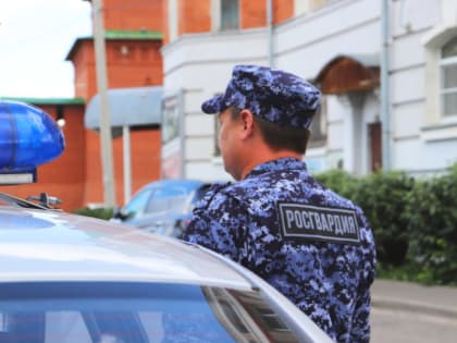 В Марий Эл росгвардейцы провели профилактическое мероприятие «Безопасный дом»