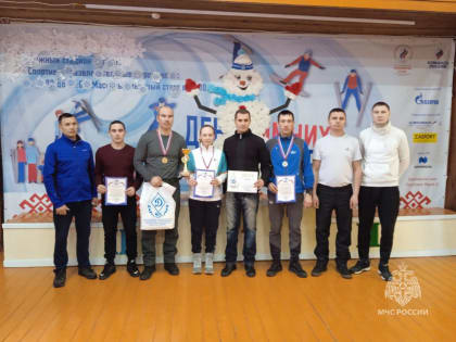 В Марий Эл лыжники спасательного ведомства получили серебряную медаль