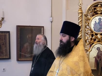 Митрополит Иоанн возглавил всенощное бдение в храме Рождества Христова