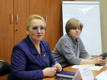 14 марта Светлана Денисова провела круглый стол по профилактике и сохранению репродуктивного здоровья подростков.