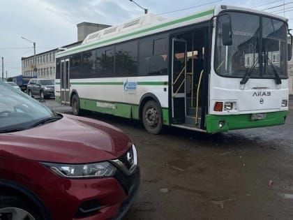 Девятилетний пассажир пострадал в результате столкновения иномарки и автобуса