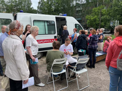 В йошкар-олинских дворах откроются 3 пункта здоровья: где врачи ждут пациентов