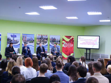 Глава Чувашской Республики посетил молодежный Центр – ТОП для подростков