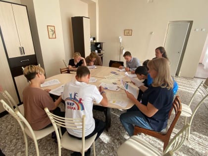 Волонтеры Сбера провели для детей Люльпанского детского дома урок по финансовой грамотности