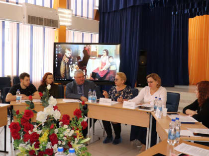 На площадке Школы бизнеса и предпринимательства города Перми прошел круглый стол, посвященный вопросам профилактики употребления детьми курительных смесей и др.