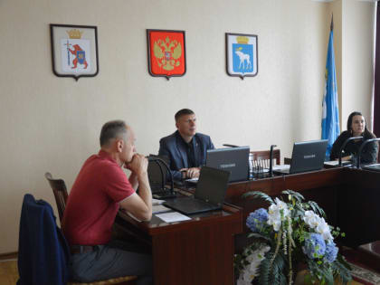 Комиссии городского Собрания завершили свою работу в рамках подготовки к сорок второй очередной сессии