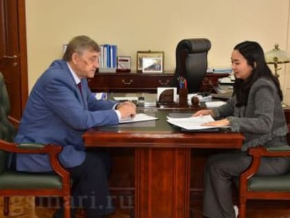 Председатель Государственного Собрания Анатолий Смирнов и министр – полномочный представитель Главы Республики Марий Эл Татьяна Манджиева подвели итоги тридцать седьмой сессии парл