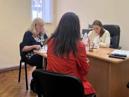 Прием граждан  в общественной приемной