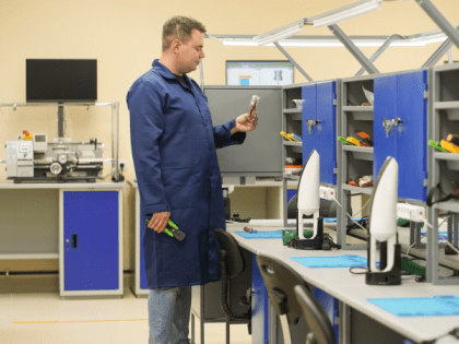 В МарГУ открылась лаборатория электромонтажа и разработки электрооборудования