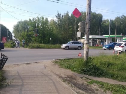 В Йошкар-Оле женщина-водитель на пешеходном переходе сбила пожилую женщину