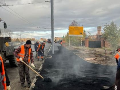 В Йошкар-Оле на пешеходной зоне вдоль Царьградского проспекта новый тротуар