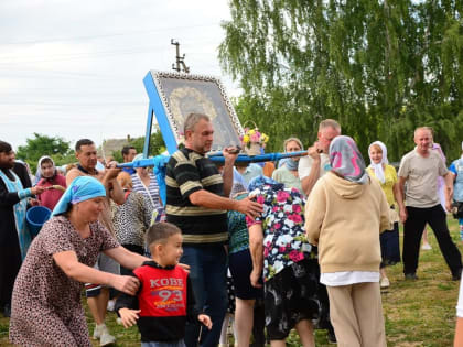 Крестный ход с Владимирской иконой Богородицы в г. Козьмодемьянске