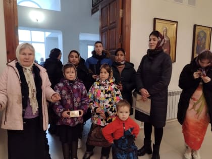 В храме Новомучеников и исповедников Церкви Русской г. Волжска провели экскурсию для детей-сирот