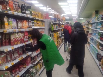 Знающие уже скупают: скоро этот важный продукт будут массово снимать с полок магазинов
