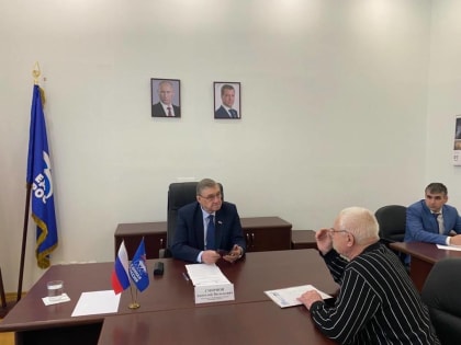В Региональной общественной приемной прием граждан провел глава парламента