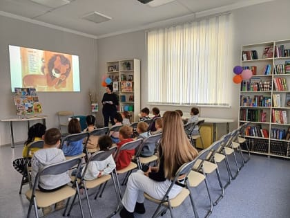 В Йошкар-Оле в честь 105-летия известного советского писателя Бориса Заходера дошкольники посетили библиотеку №25 