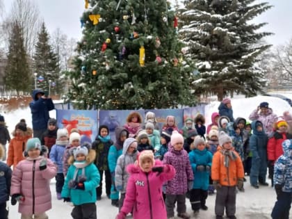 Воспитанники детских садов окунулись в сказочную атмосферу