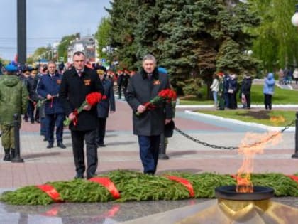 Глава Марий Эл принял участие в торжественном митинге, посвященном Дню Победы