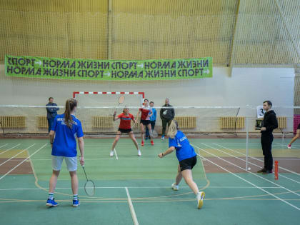 Сегодня, 18 февраля в Йошкар-Оле состоялось торжественное открытие соревнований по бадминтону