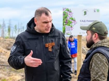 Глава Марий Эл Юрий Зайцев принял участие в акции «Сад памяти»