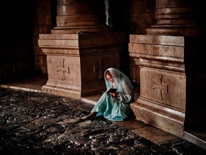 В Йошкар-Оле открылась выставка «Земной град Иерусалим. Благодатный огонь»