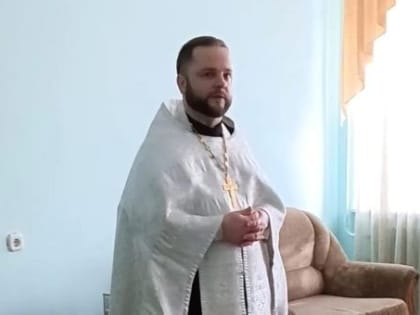 В Йошкар-Оле священник Серафимовского храма поздравил с Рождеством беженцев из Донбасса