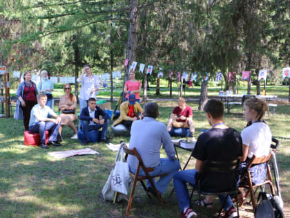 Уполномоченный по правам ребенка в Новосибирской области активно поддерживает проведение ежегодной акции «Библиотека на траве»