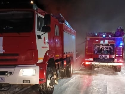 В Килемарском районе в 3 часа ночи загорелась баня