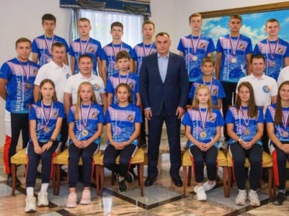 Глава Марий Эл встретился с победителями XVII всероссийских соревнований «Школа безопасности»