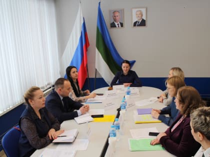 На площадке уполномоченного по правам ребенка в Коми обсудили возможности взаимодействия исполнителей и получателей помощи детям с редкими заболеваниями в регионе