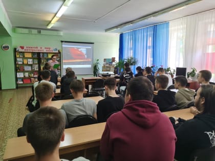 В библиотеке г. Йошкар-Олы проведена видеоэкскурсия «Город белых ночей»