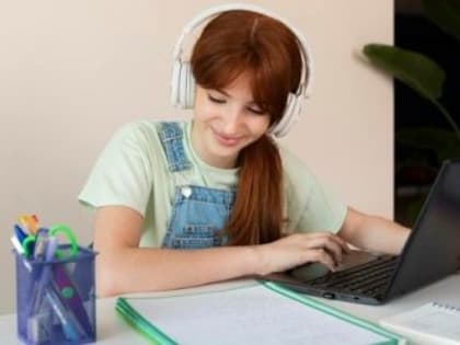 Более 6 тысяч школьников и студентов Марий Эл посмотрели онлайн-уроки по финансовой грамотности