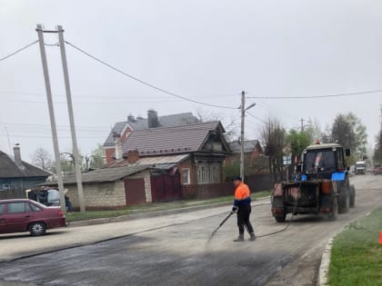 Дорожники МУП “Город” продолжают работать на участках проезжих частей Йошкар-Олы