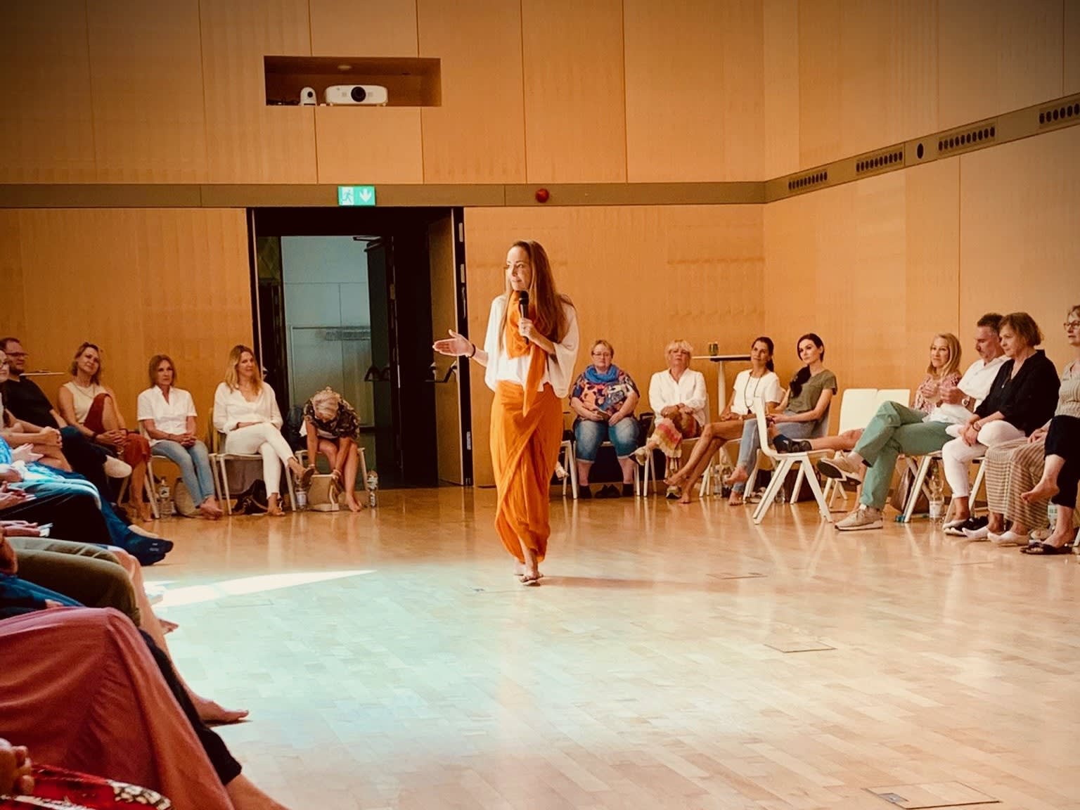 Silke Liederbach bei einem Live Seminar