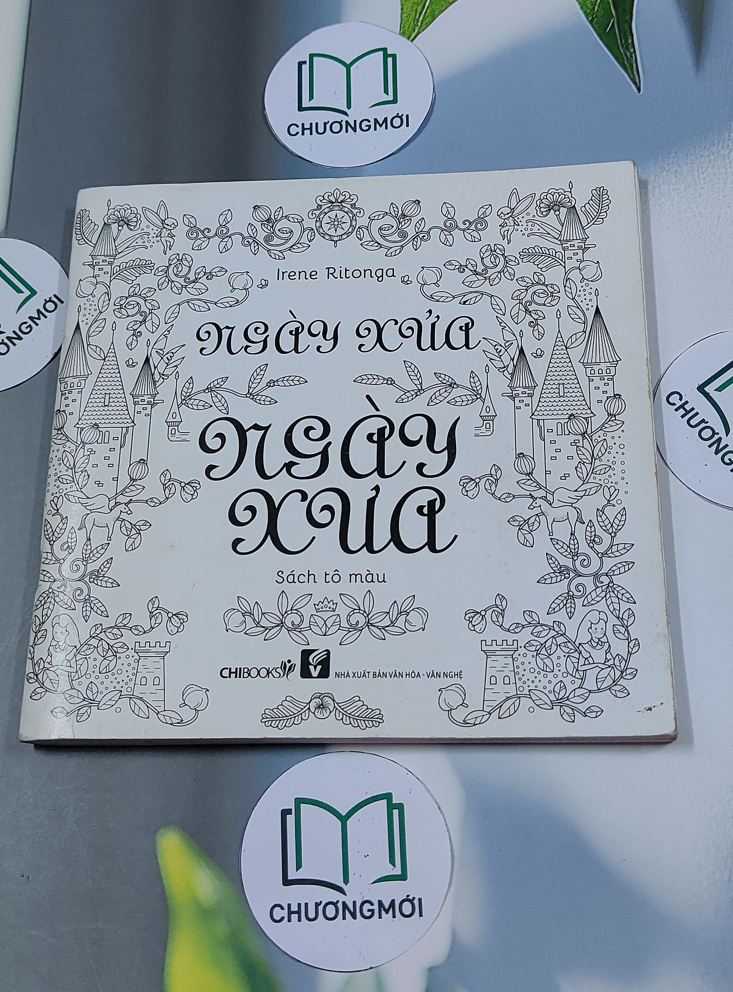 Sách Tô Màu: Ngày Xưa (mới chưa tô)
