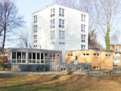 Jugend Und Kulturzentrum Hagenbusch