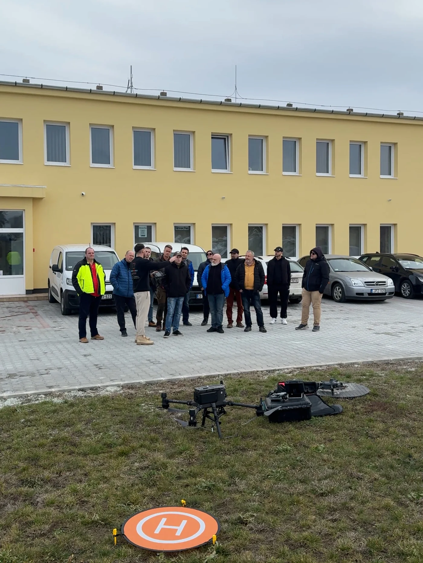 Új terepi helyszín — ipari drón és helipad bemutató