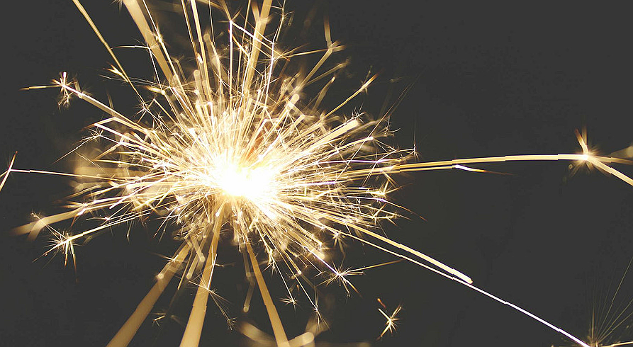 Ведущая новогоднего шоу