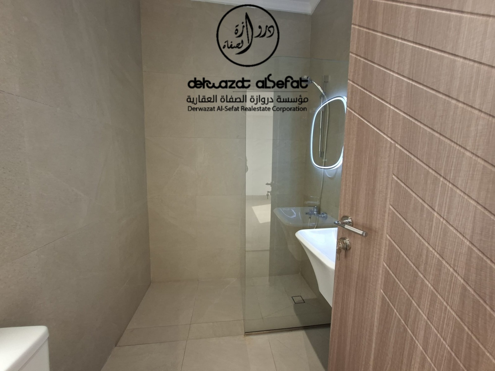 للإيجار شقة مع رووف فى ابوفطيره 4